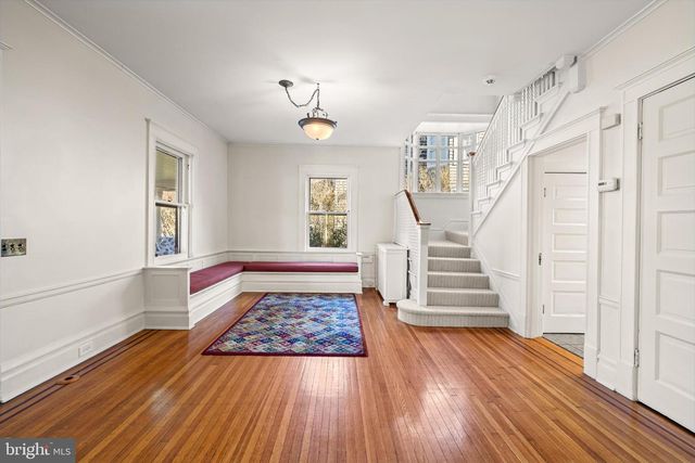 225 HAWTHORNE RD, Baltimore, MD 21210