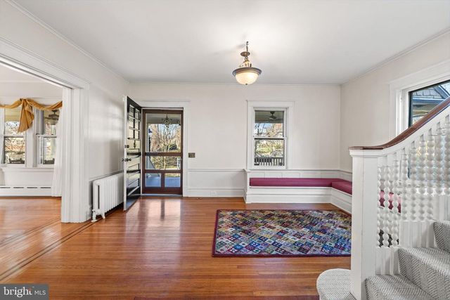 225 HAWTHORNE RD, Baltimore, MD 21210