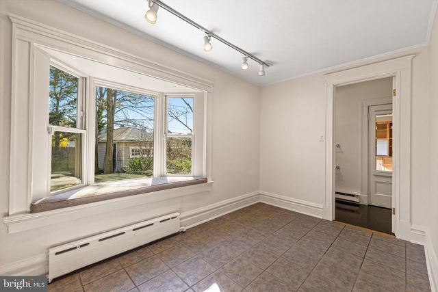 225 HAWTHORNE RD, Baltimore, MD 21210