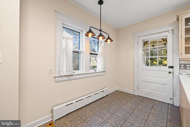 225 HAWTHORNE RD, Baltimore, MD 21210