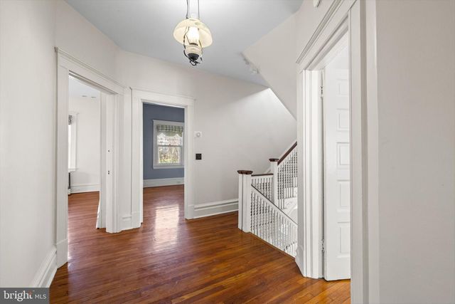 225 HAWTHORNE RD, Baltimore, MD 21210