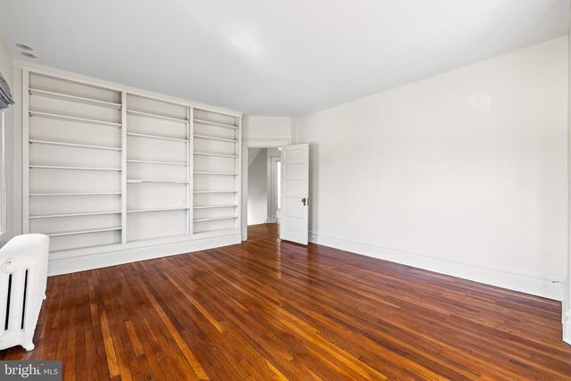 225 HAWTHORNE RD, Baltimore, MD 21210