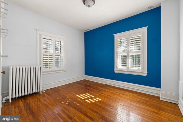 225 HAWTHORNE RD, Baltimore, MD 21210