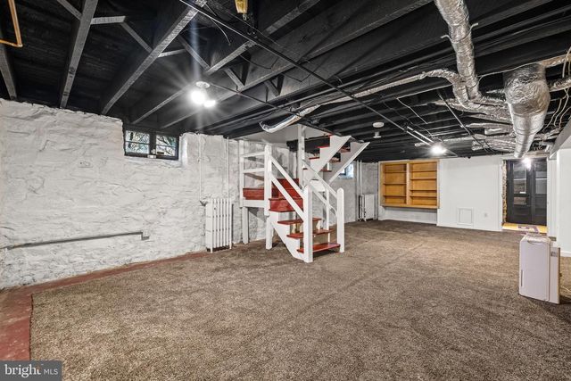 225 HAWTHORNE RD, Baltimore, MD 21210