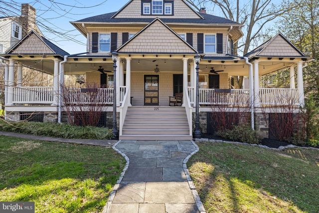 225 HAWTHORNE RD, Baltimore, MD 21210