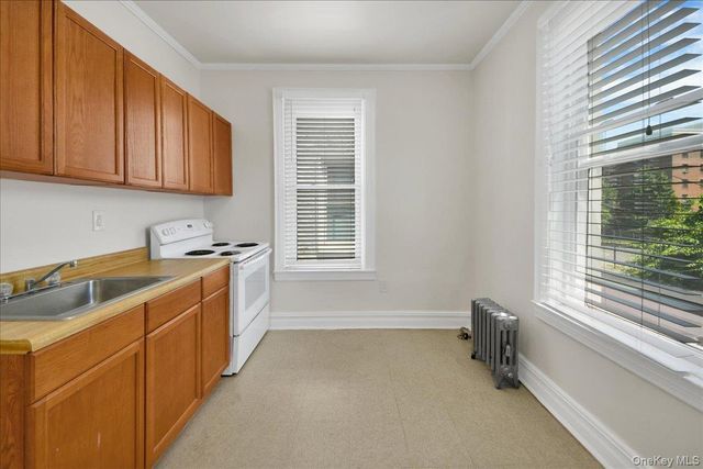 1032 Metcalf Avenue, Bronx, NY 10472