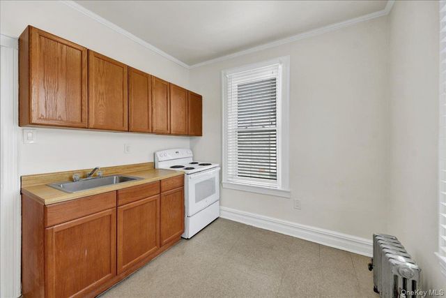 1032 Metcalf Avenue, Bronx, NY 10472