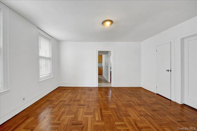 1032 Metcalf Avenue, Bronx, NY 10472