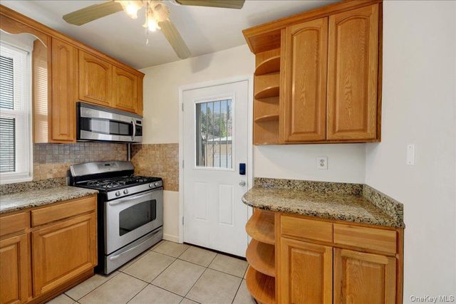 1032 Metcalf Avenue, Bronx, NY 10472