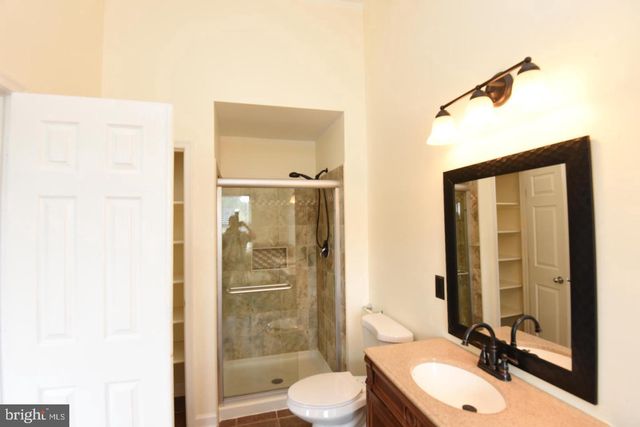 7953 COACHCREST CT, Manassas, VA 20109