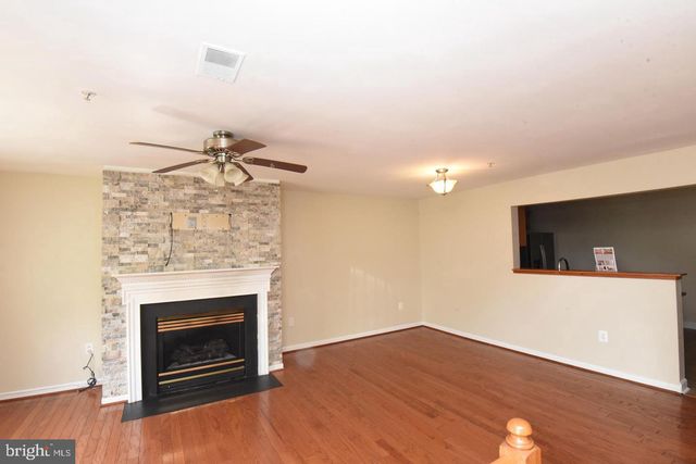 7953 COACHCREST CT, Manassas, VA 20109