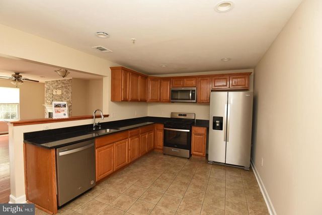 7953 COACHCREST CT, Manassas, VA 20109