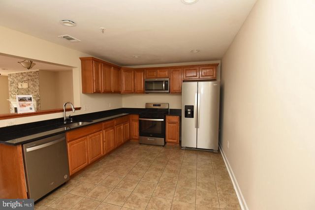 7953 COACHCREST CT, Manassas, VA 20109