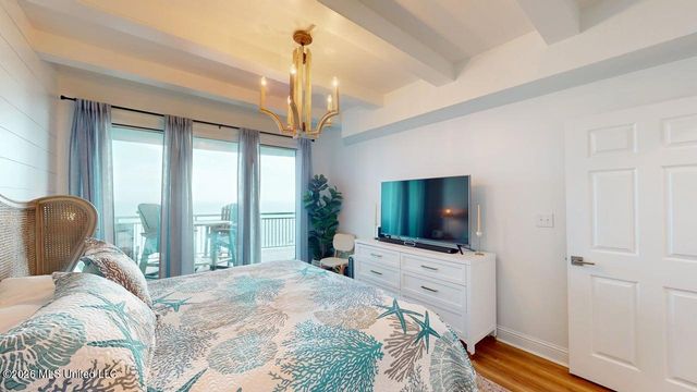 2230 Beach Drive, 806, Gulfport, MS 39507