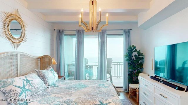 2230 Beach Drive, 806, Gulfport, MS 39507