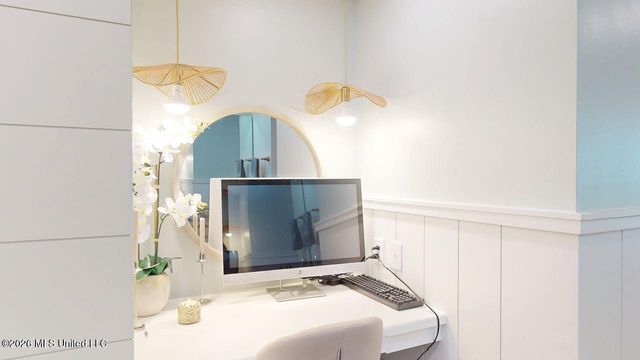 2230 Beach Drive, 806, Gulfport, MS 39507