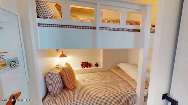 2230 Beach Drive, 806, Gulfport, MS 39507