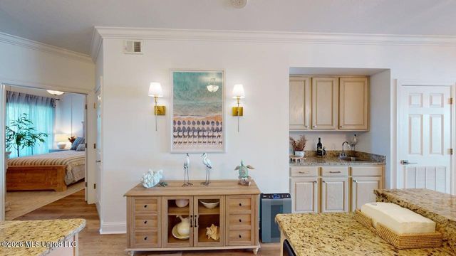 2230 Beach Drive, 806, Gulfport, MS 39507