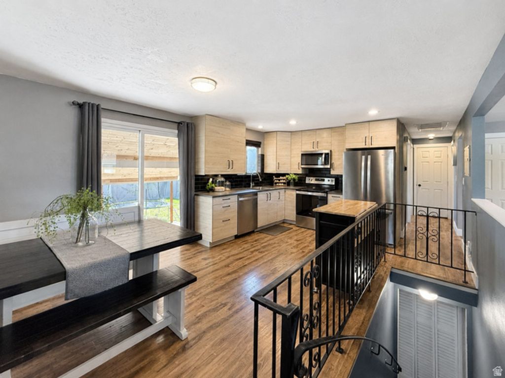 6103 S ARIES DR, Salt Lake City, UT 84118 — photo 3