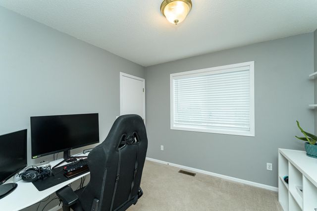 4180 Peregrine Lane SE, Rochester, MN 55904