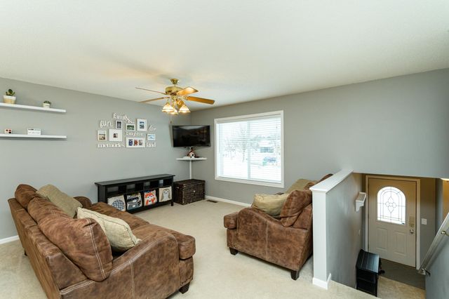 4180 Peregrine Lane SE, Rochester, MN 55904