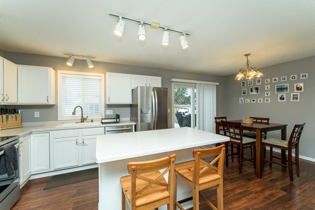 4180 Peregrine Lane SE, Rochester, MN 55904