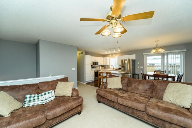 4180 Peregrine Lane SE, Rochester, MN 55904