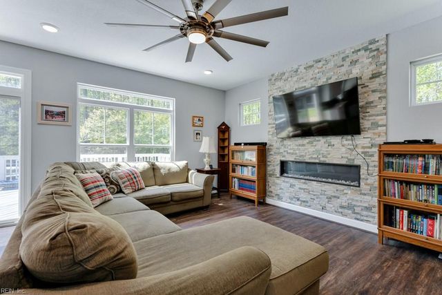 3149 Indian River RD, Virginia Beach, VA 23456