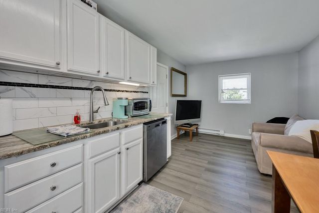 3149 Indian River RD, Virginia Beach, VA 23456