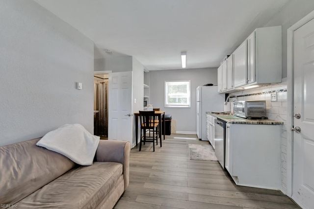 3149 Indian River RD, Virginia Beach, VA 23456