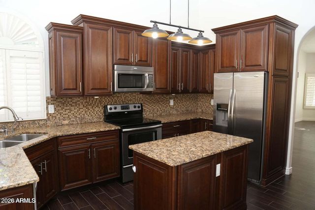 9014 E LARKSPUR Drive, Scottsdale, AZ 85260