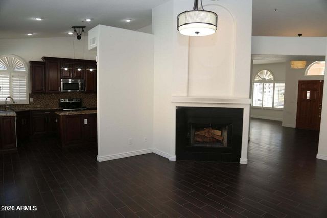 9014 E LARKSPUR Drive, Scottsdale, AZ 85260