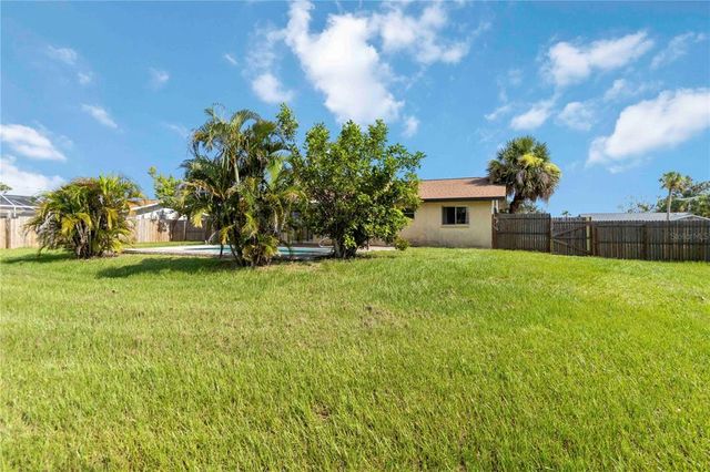 725 CORAL WAY, Englewood, FL 34223