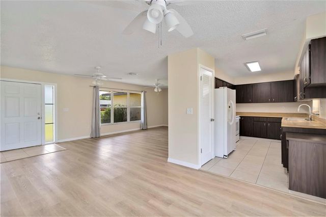 725 CORAL WAY, Englewood, FL 34223