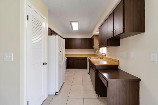 725 CORAL WAY, Englewood, FL 34223