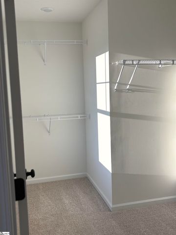 5077 Sunnycreek Drive, Boiling Springs, SC 29316