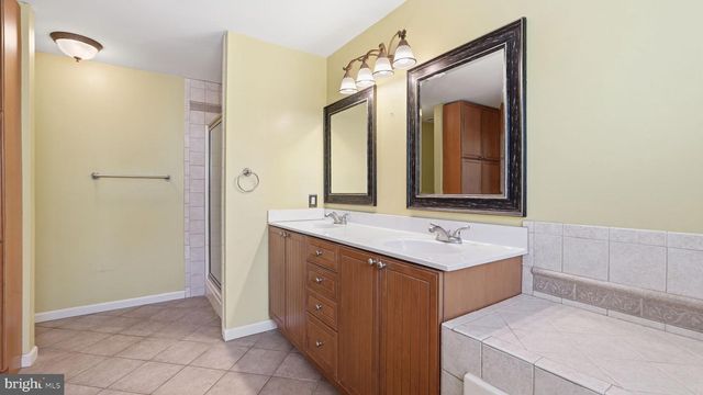 12 WENDOVER CT, Stafford, VA 22554