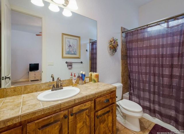 10402 Oak Forest, New Braunfels, TX 78132