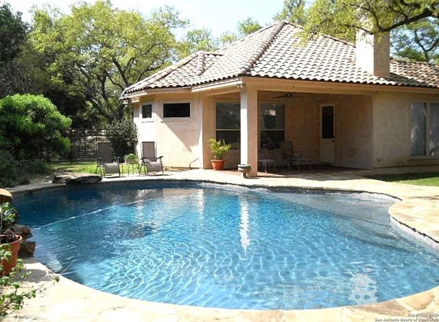 10402 Oak Forest, New Braunfels, TX 78132