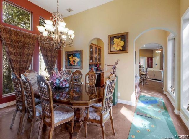 10402 Oak Forest, New Braunfels, TX 78132