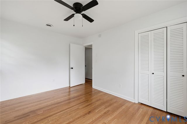 110 Hampton Dr, Colonial Heights, VA 23834