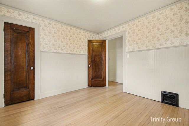 533 E Central Avenue, Zeeland, MI 49464