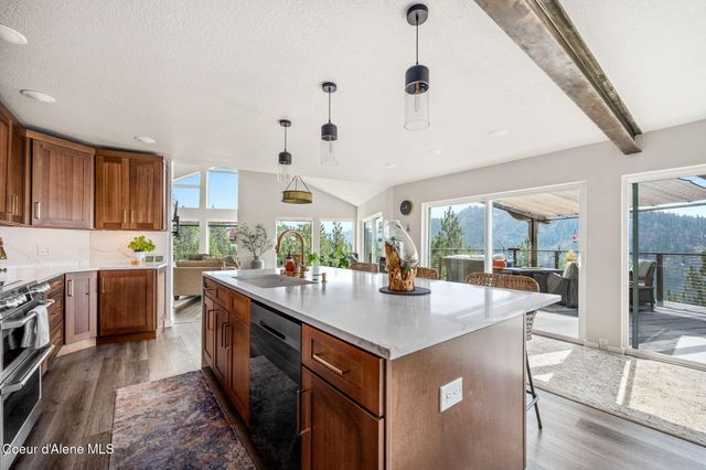 2920 E FERNAN HILL RD, Coeur D'alene, ID 83814