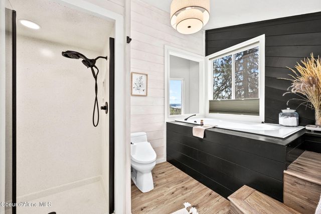 2920 E FERNAN HILL RD, Coeur D'alene, ID 83814