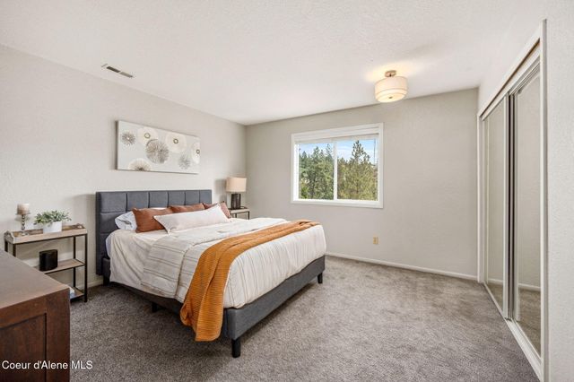 2920 E FERNAN HILL RD, Coeur D'alene, ID 83814