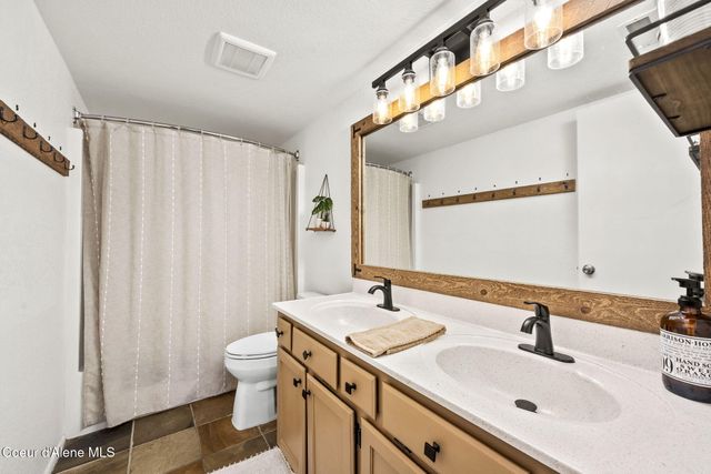 2920 E FERNAN HILL RD, Coeur D'alene, ID 83814