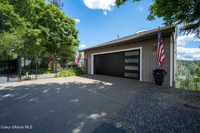 2920 E FERNAN HILL RD, Coeur D'alene, ID 83814