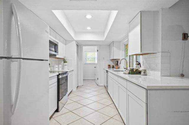 1811 Addington Drive, Carrollton, TX 75007