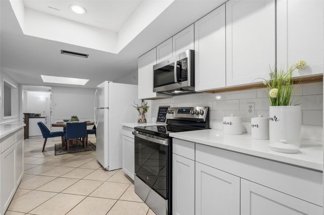 1811 Addington Drive, Carrollton, TX 75007