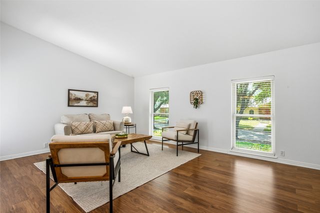 1811 Addington Drive, Carrollton, TX 75007